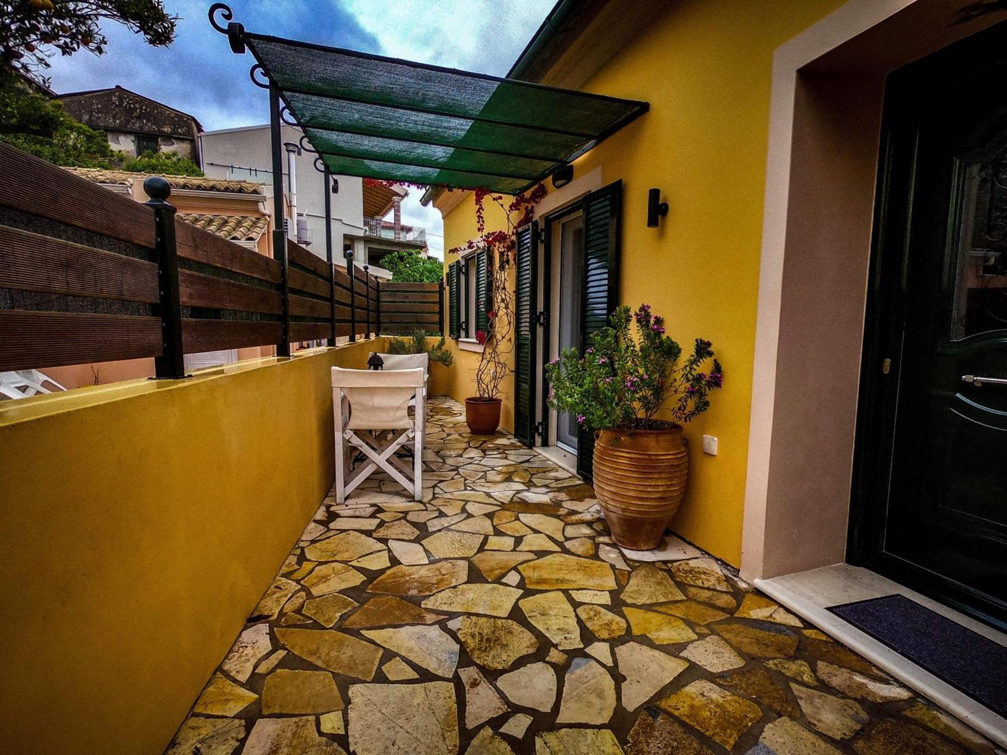 Eirini'S House Liapades Apartment Luaran gambar